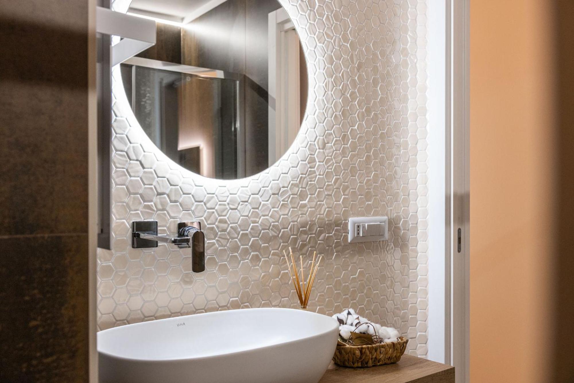 Novum Hospitality Hotel Bari Bagian luar foto